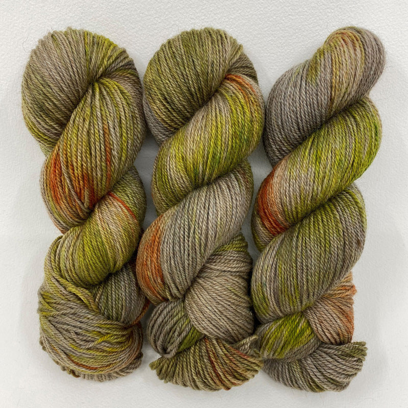 Lichen-Lascaux Worsted - Dyed Stock