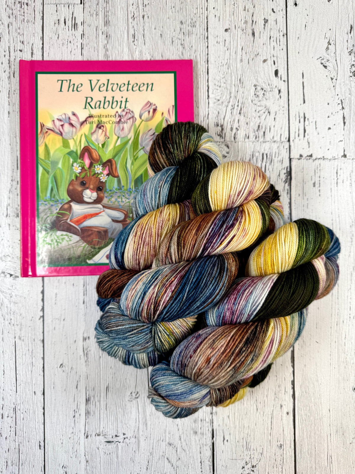 Colour of the Month Subscription Offerings - Socknado Fingering / Sock