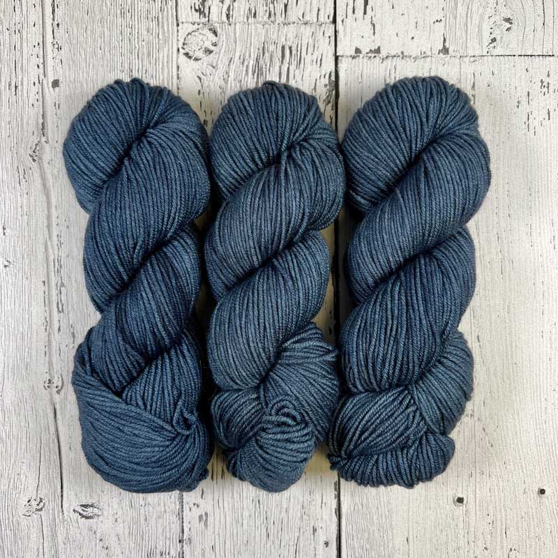 A Midnight Clear - Fioritura Worsted - Dyed Stock