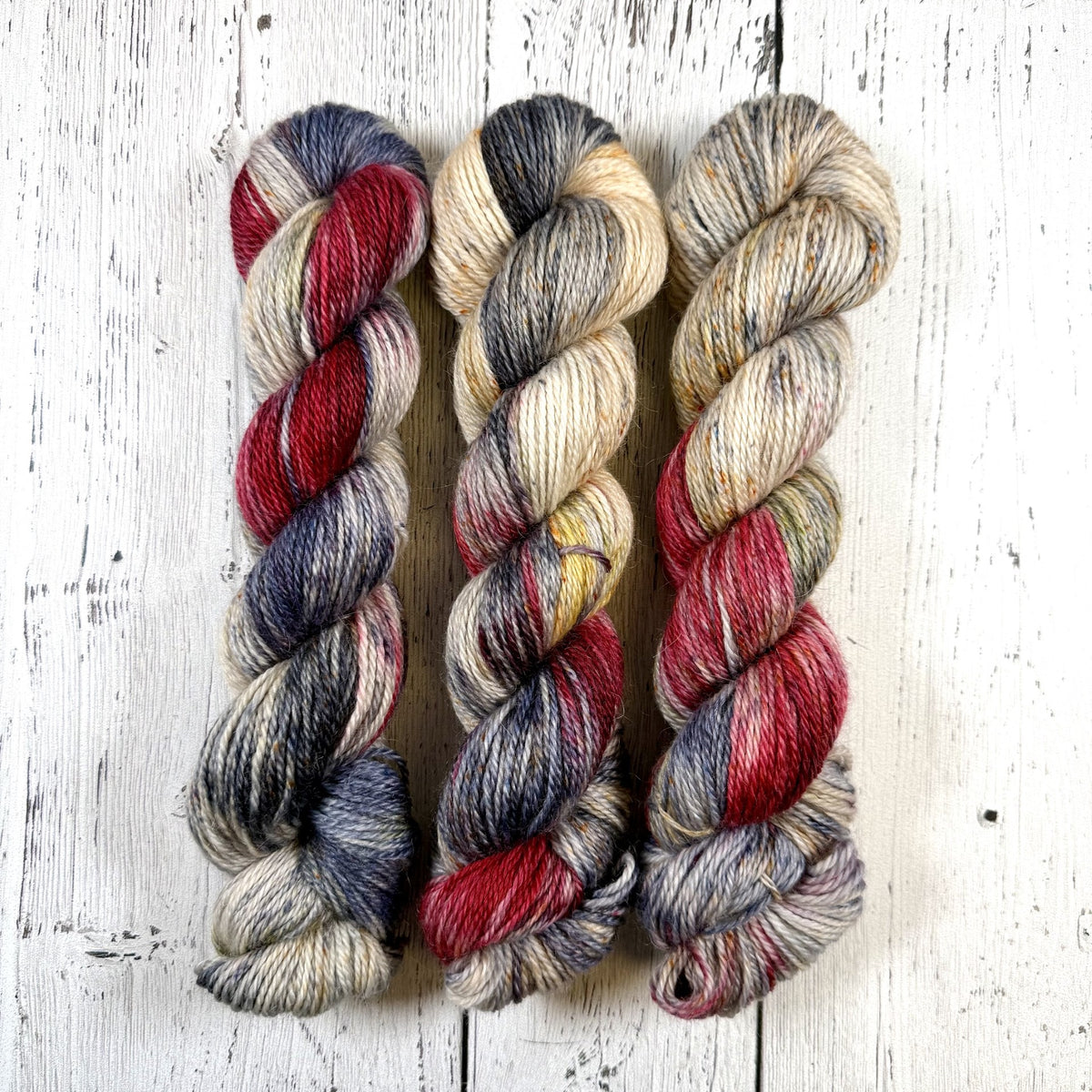 Cedar Waxwing in Worsted Weight