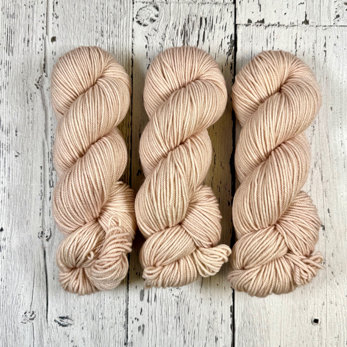 Champagne - Merino DK / Light Worsted - Dyed Stock