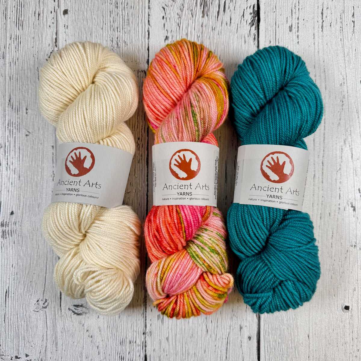 Astro Pop Tee Yarn Kit (Merino DK)