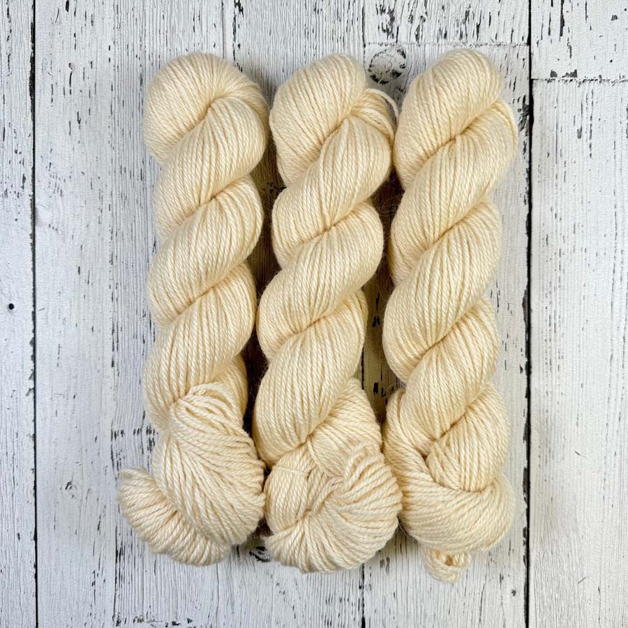 Creme de la Creme - Revival Worsted - Dyed Stock