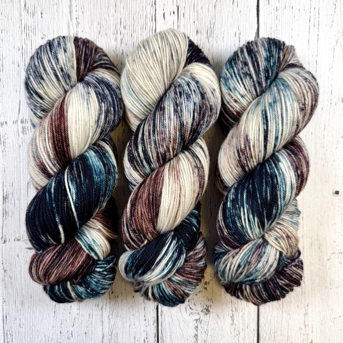 Eiffel Tower in Fingering / Sock Weight