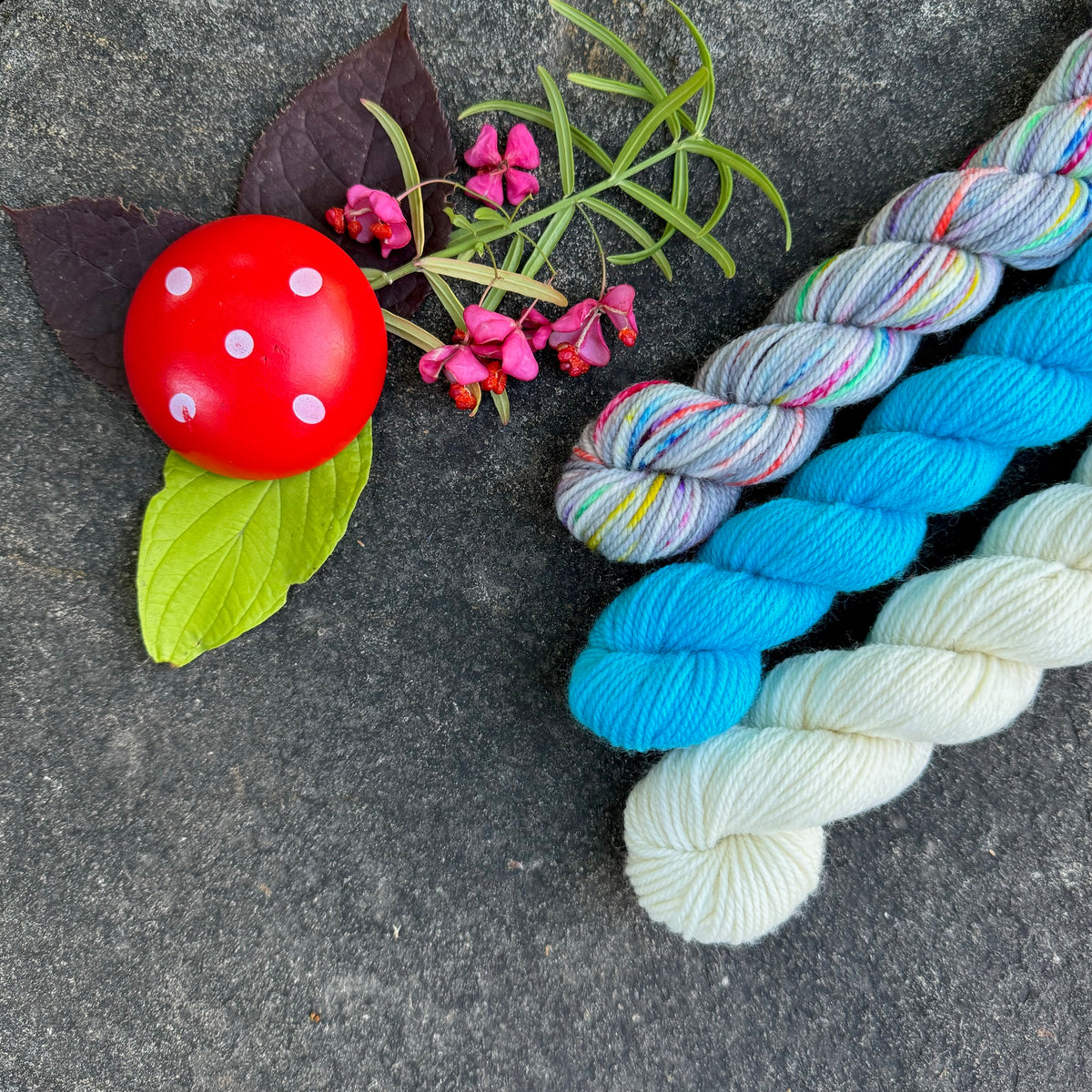 Gnome Kits - Socknado 3 Skeins