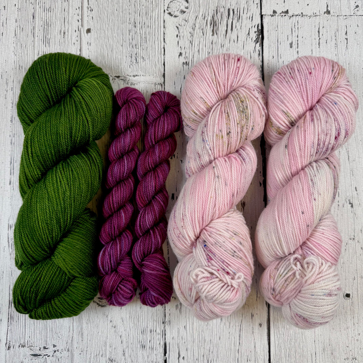 Rose Trellis Shawl Kit - Three Colours