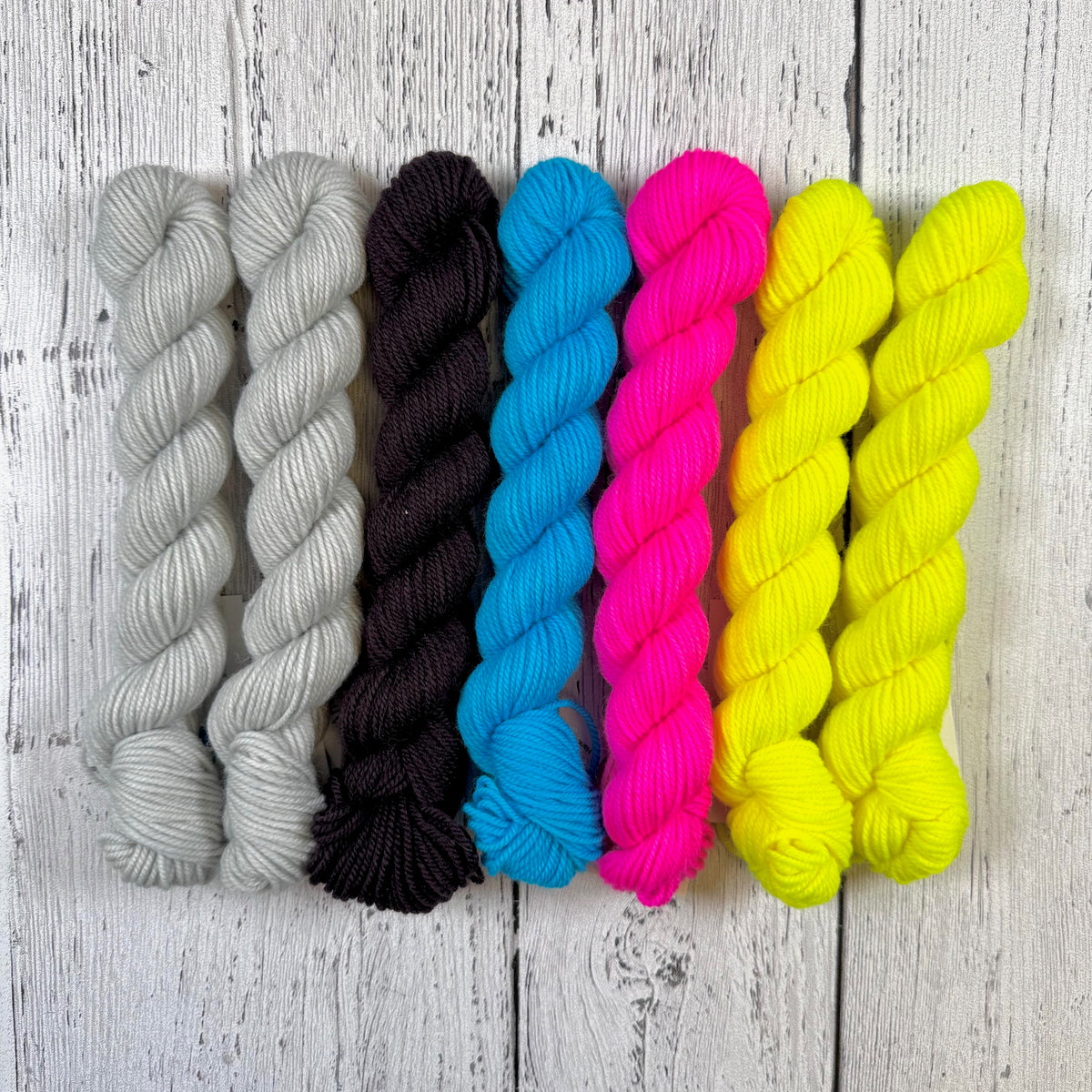 Summer Sock Club 2025 - September Socks KIT