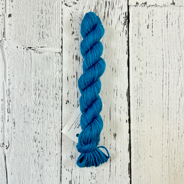 Islands in the Sea - Socknado Mini Twister 20 Gram - Dyed Stock