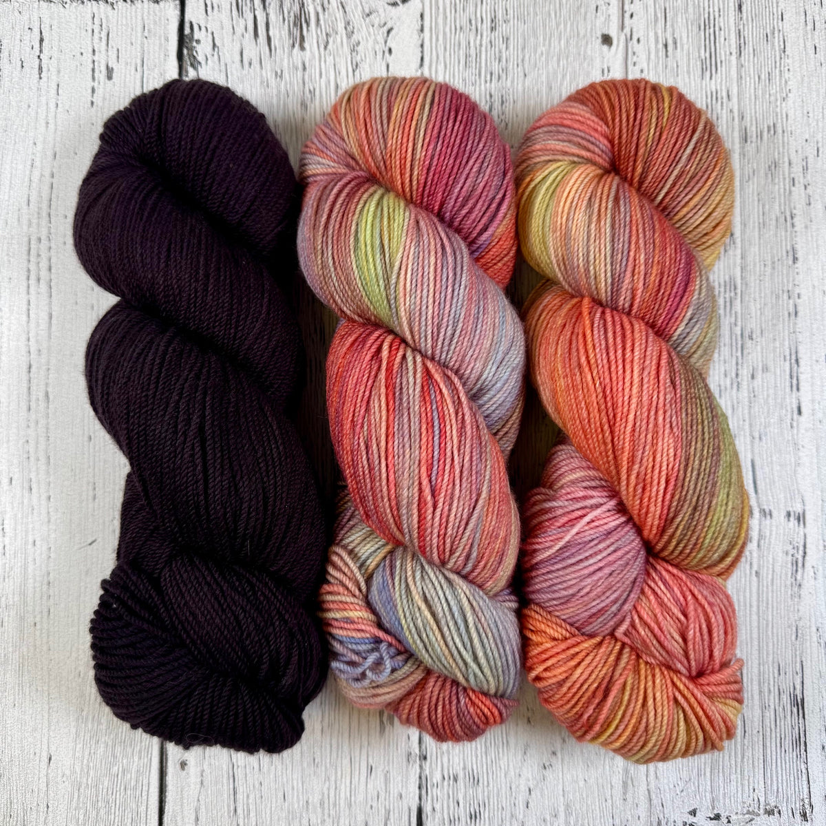 Rose Trellis Shawl Kit - Two Colours