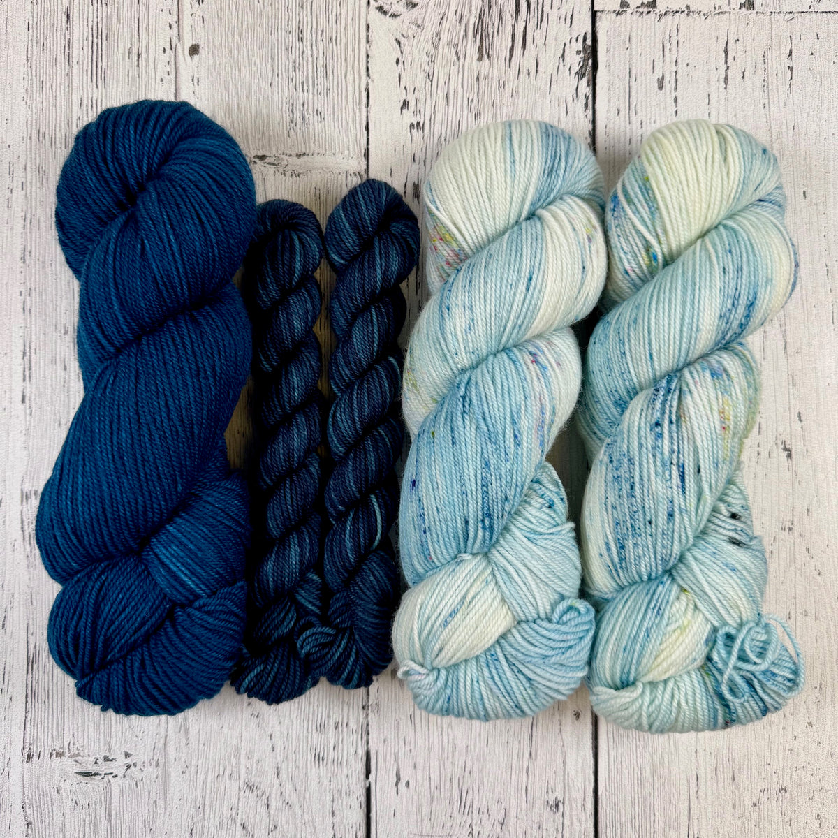 Rose Trellis Shawl Kit - Three Colours
