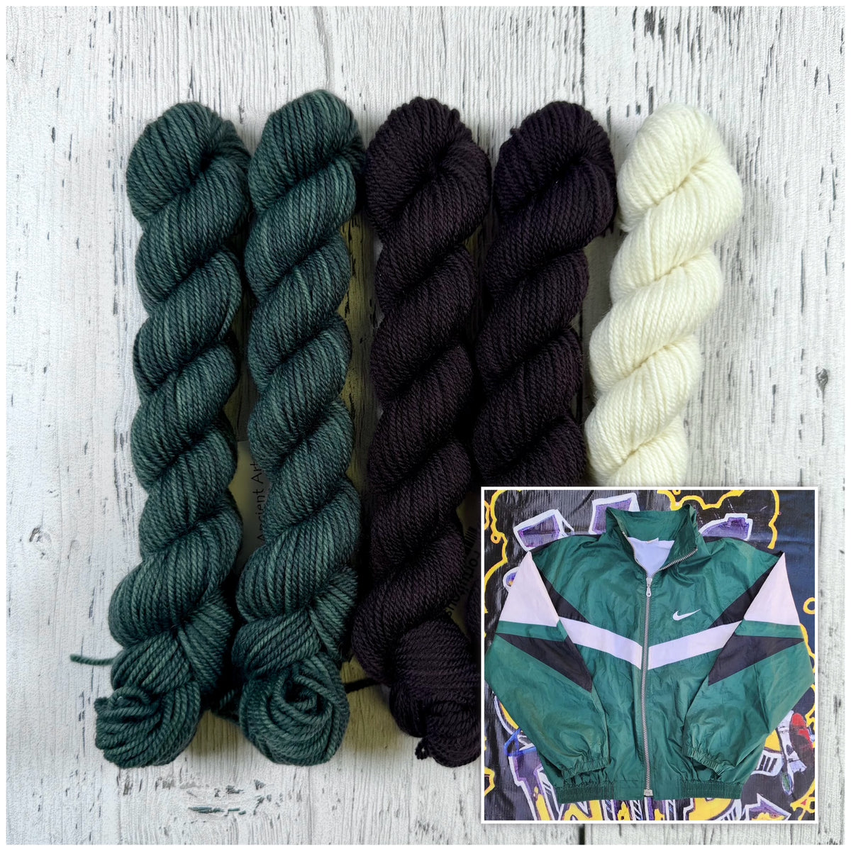 Summer Sock Club 2026 - July Kit