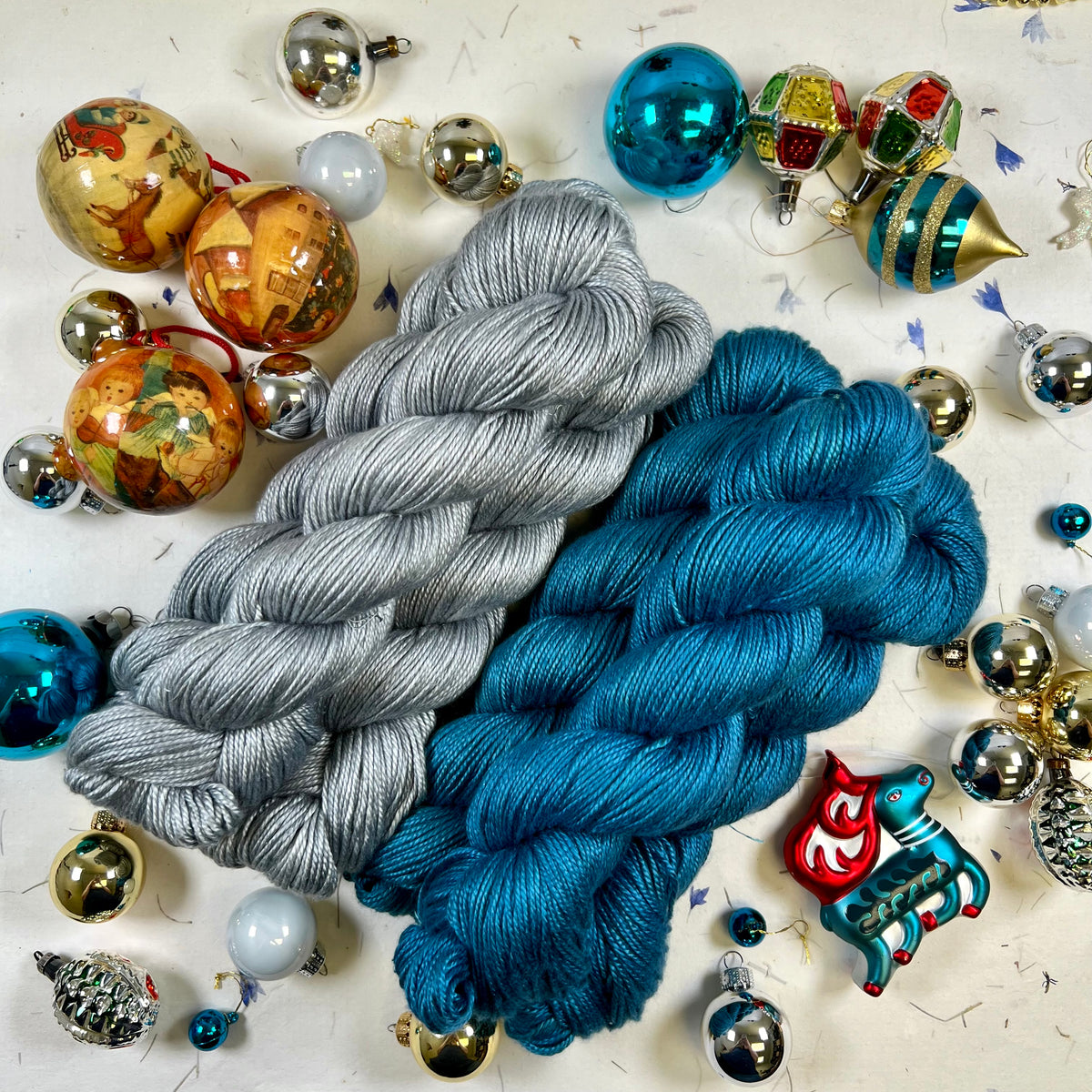 Day 5 - Tinsel and Vintage - 100% Mulberry Silk DK