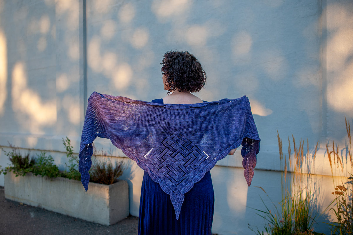 Art Nouveau Shawl Pattern