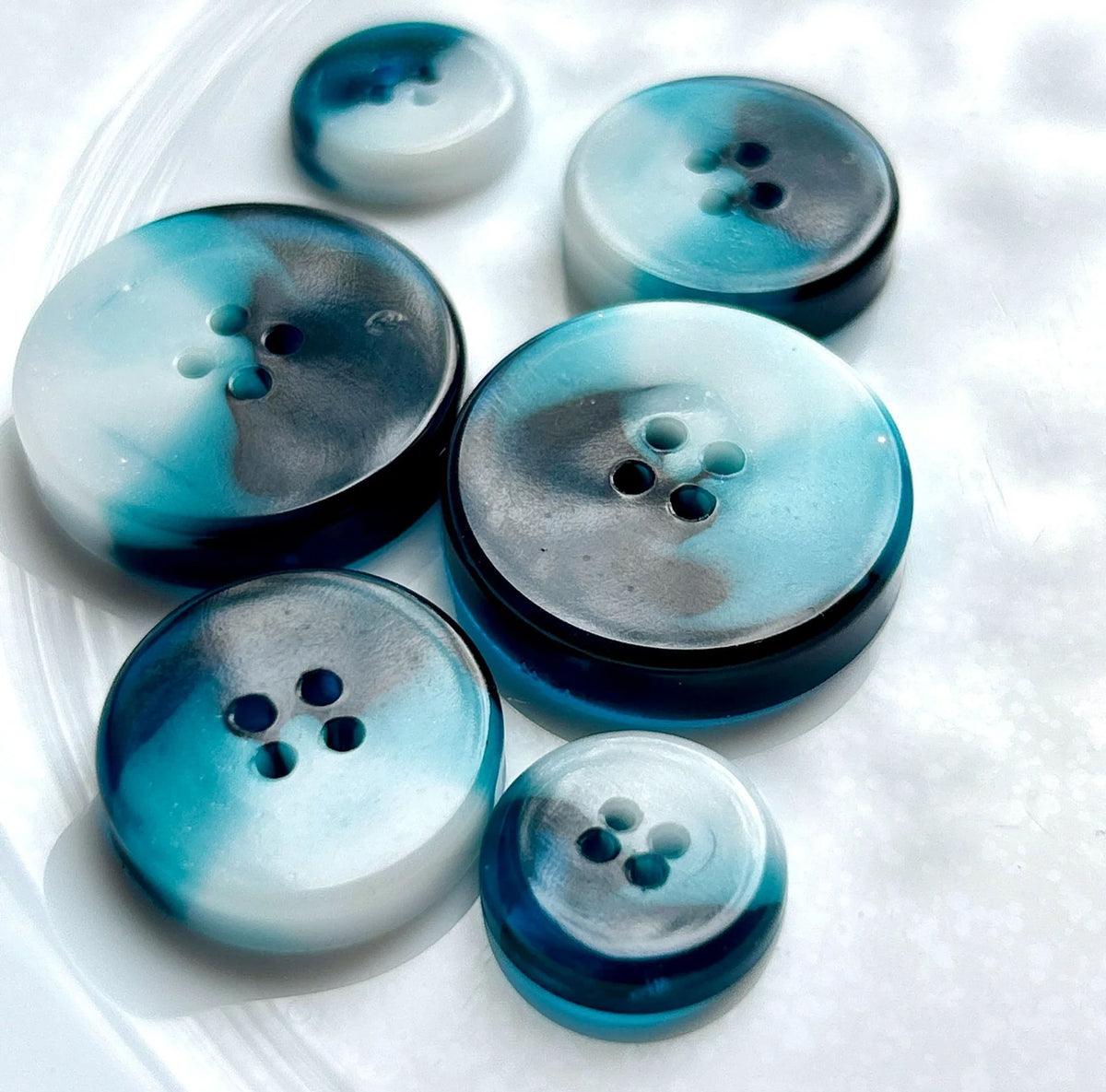 Demi Bougie Buttons - Blueberry Creamsicle
