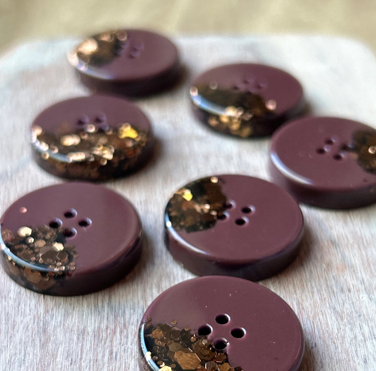 Demi Bougie Buttons - Chocolate and Bronze