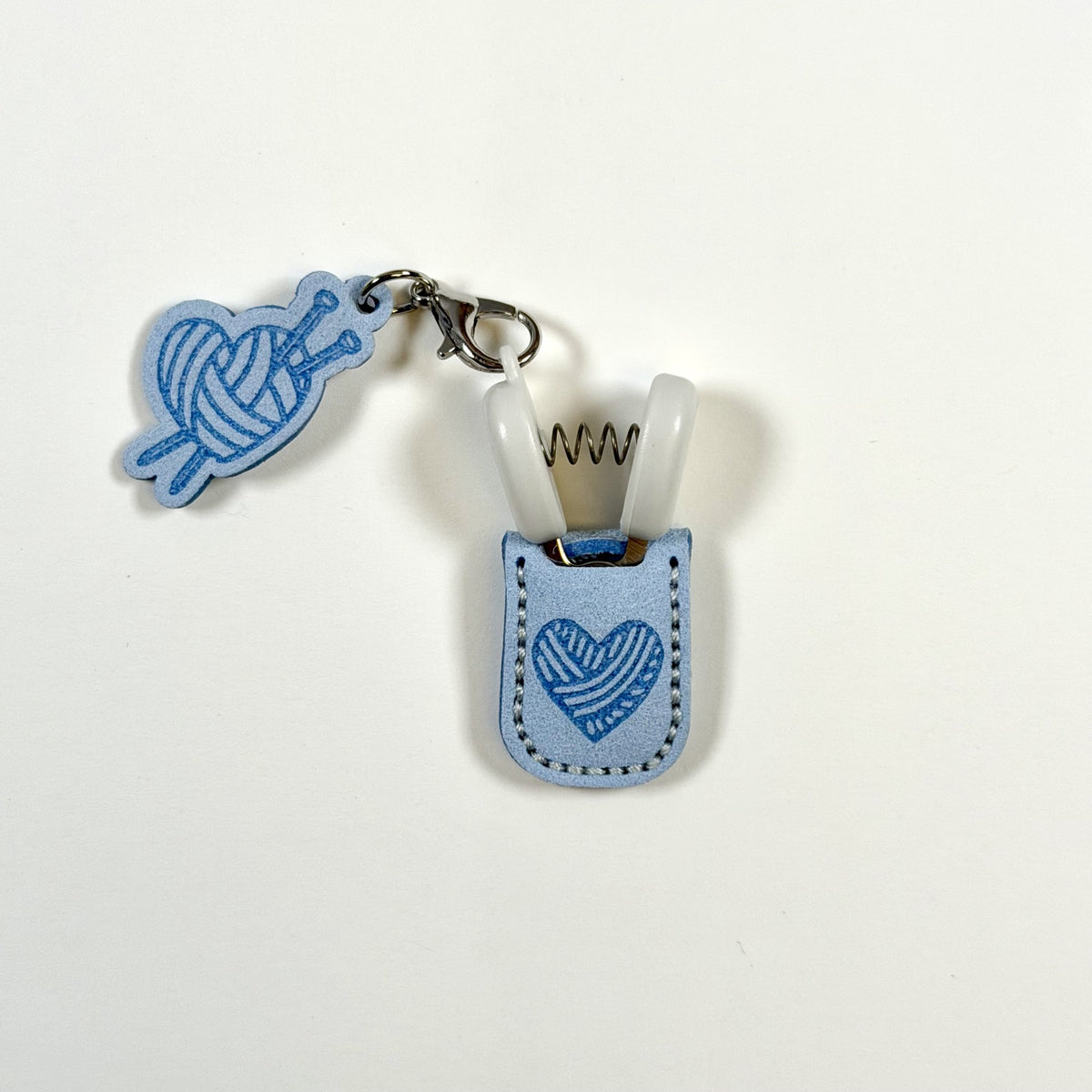 Snips with small pouch (assorted colours)