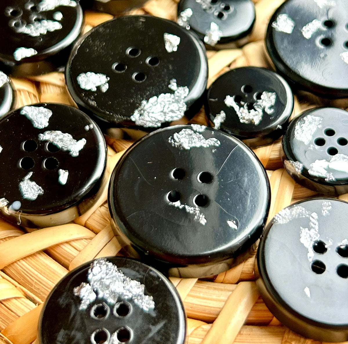 Demi Bougie Buttons - Opal Black and Silver