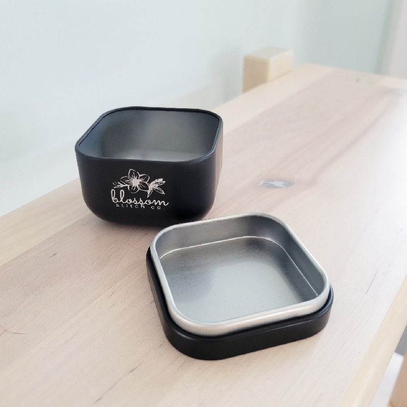 Blossom Stitch Co Notions Tin