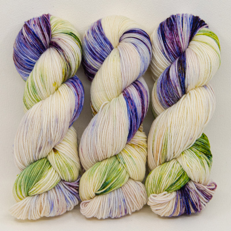Alpine Meadow - Revival Worsted - Dyed Stock