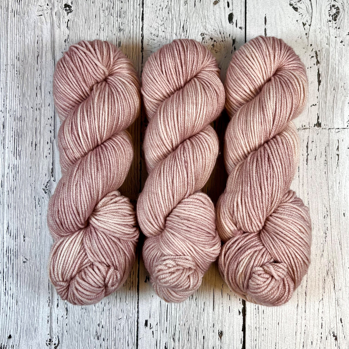 Apple Blossom - Fioritura Worsted - Dyed Stock