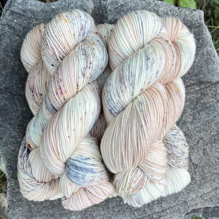 Beach Pebbles in Worsted Weight