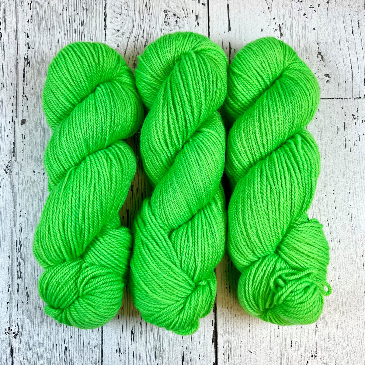 Green Light Sabre - Herlig DK - Dyed Stock