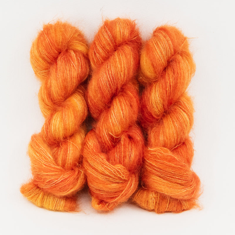 Nectarine - Delicacy Lace - Dyed Stock