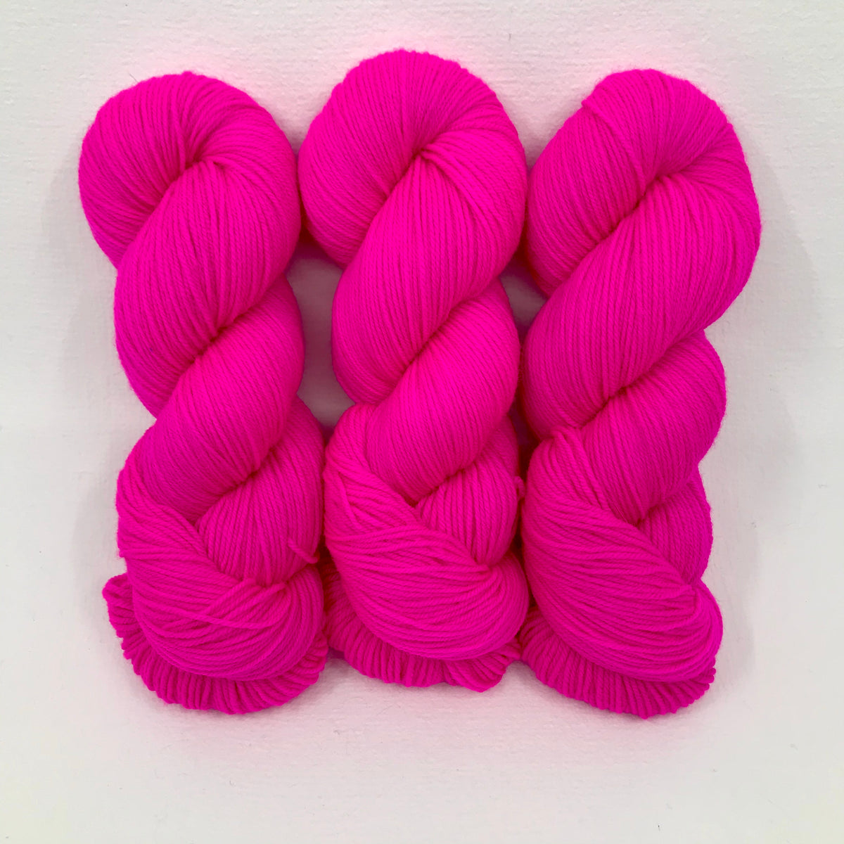 Pink Light Sabre - Merino DK / Light Worsted - Dyed Stock