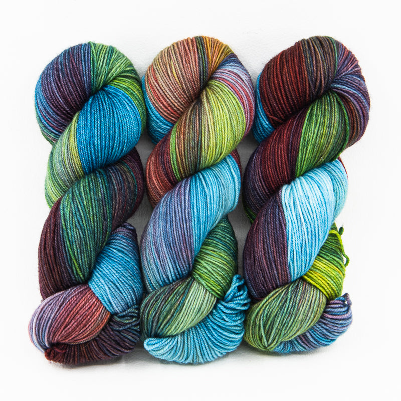 Three Valley Gap - Merino DK / Light Worsted - Dyed Stock